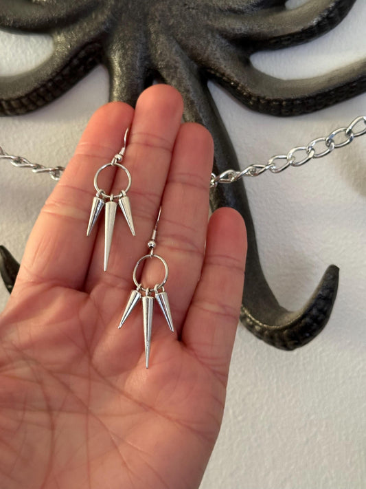 Small Pointed Earrings
